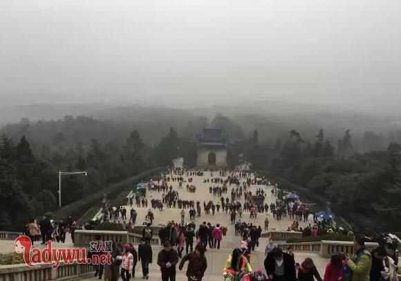 南京中山陵晚上很吓人(中山陵灵异事件)