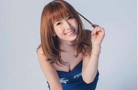 受欢迎日本美女av女忧 波多野结衣三围