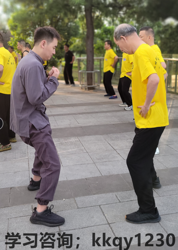 洗髓功甩阳鞭怎么练(甩阳鞭如何做到单响和双响)
